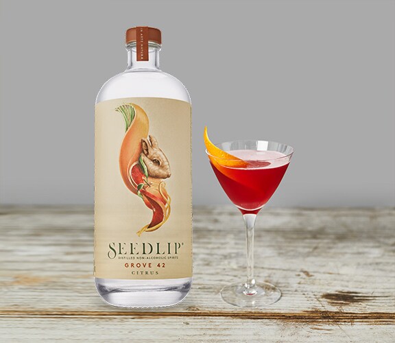 Cosnopolitan με Seedlip Grove 42